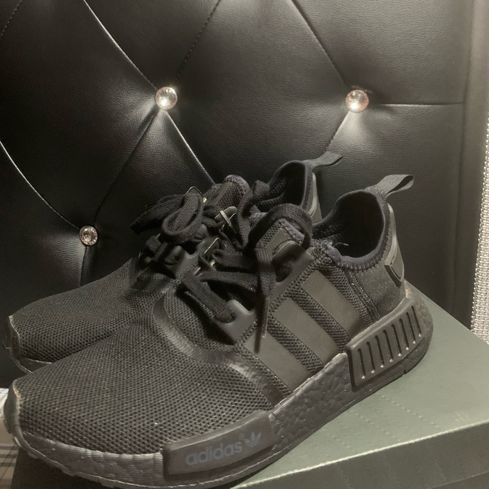 Adidas ultraboost triple black